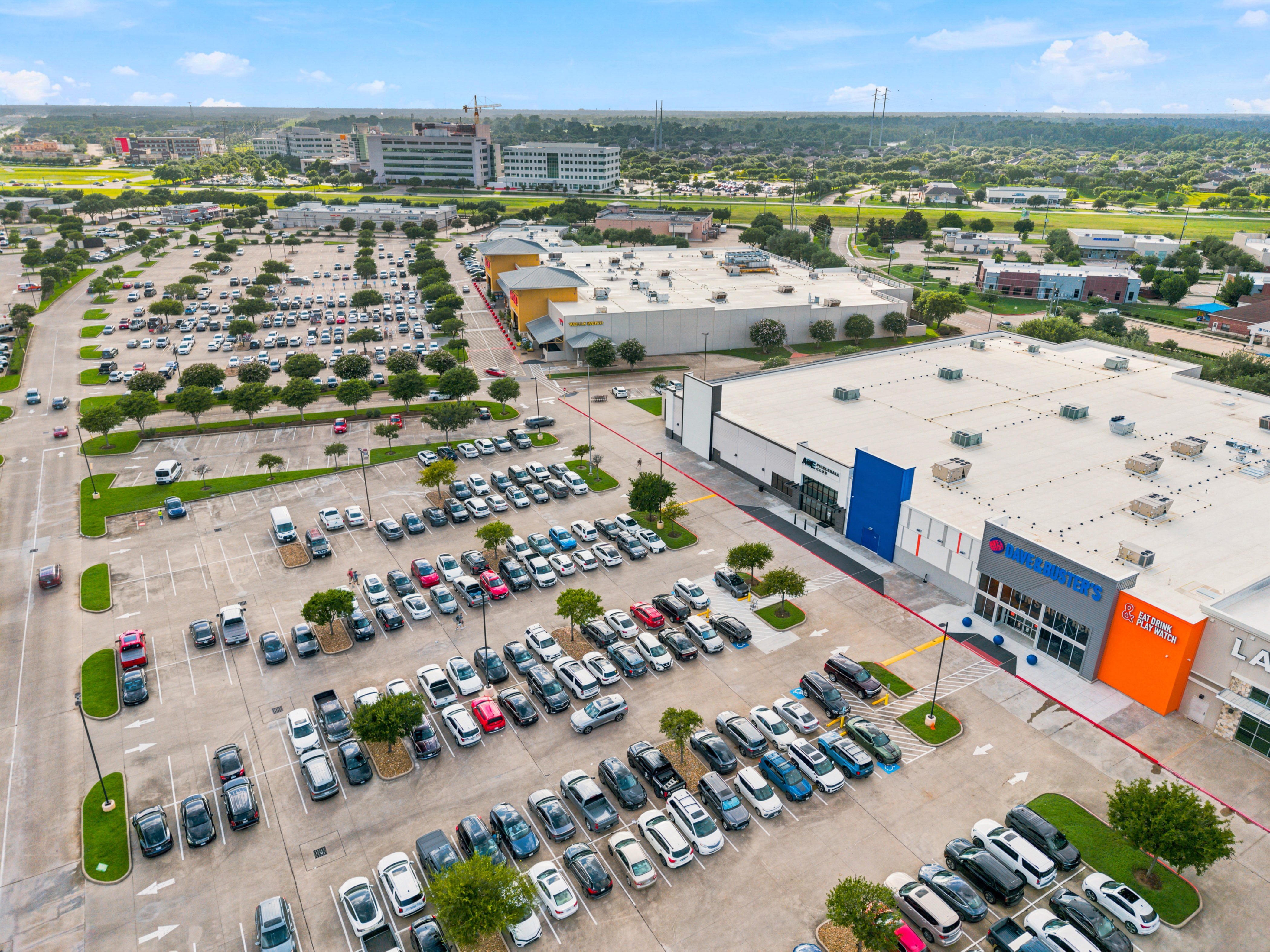 Aerial rooftop photograph of Houston townhomes